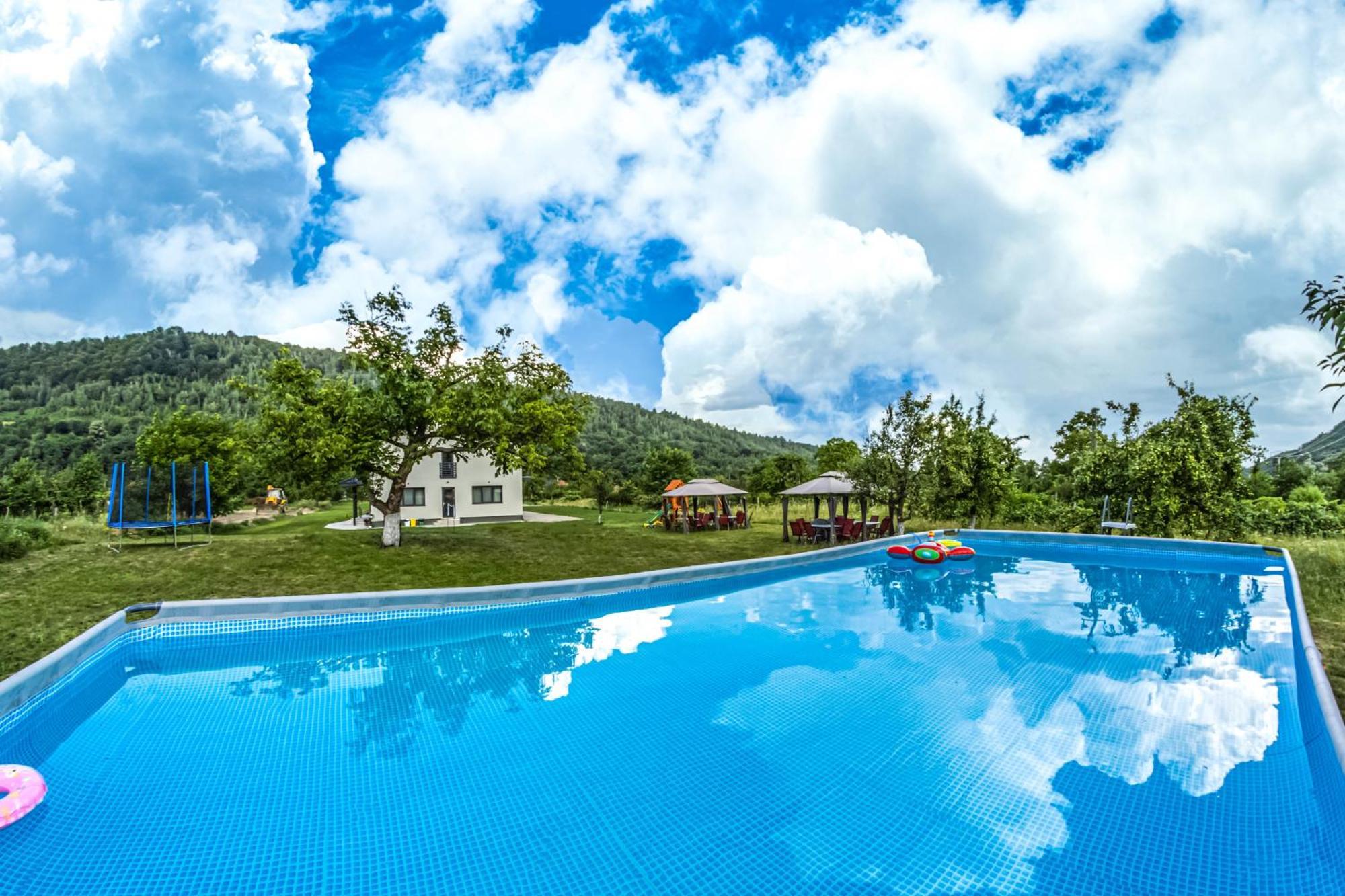 Transalpina Retreat Hotel Novaci-Străini Exterior foto