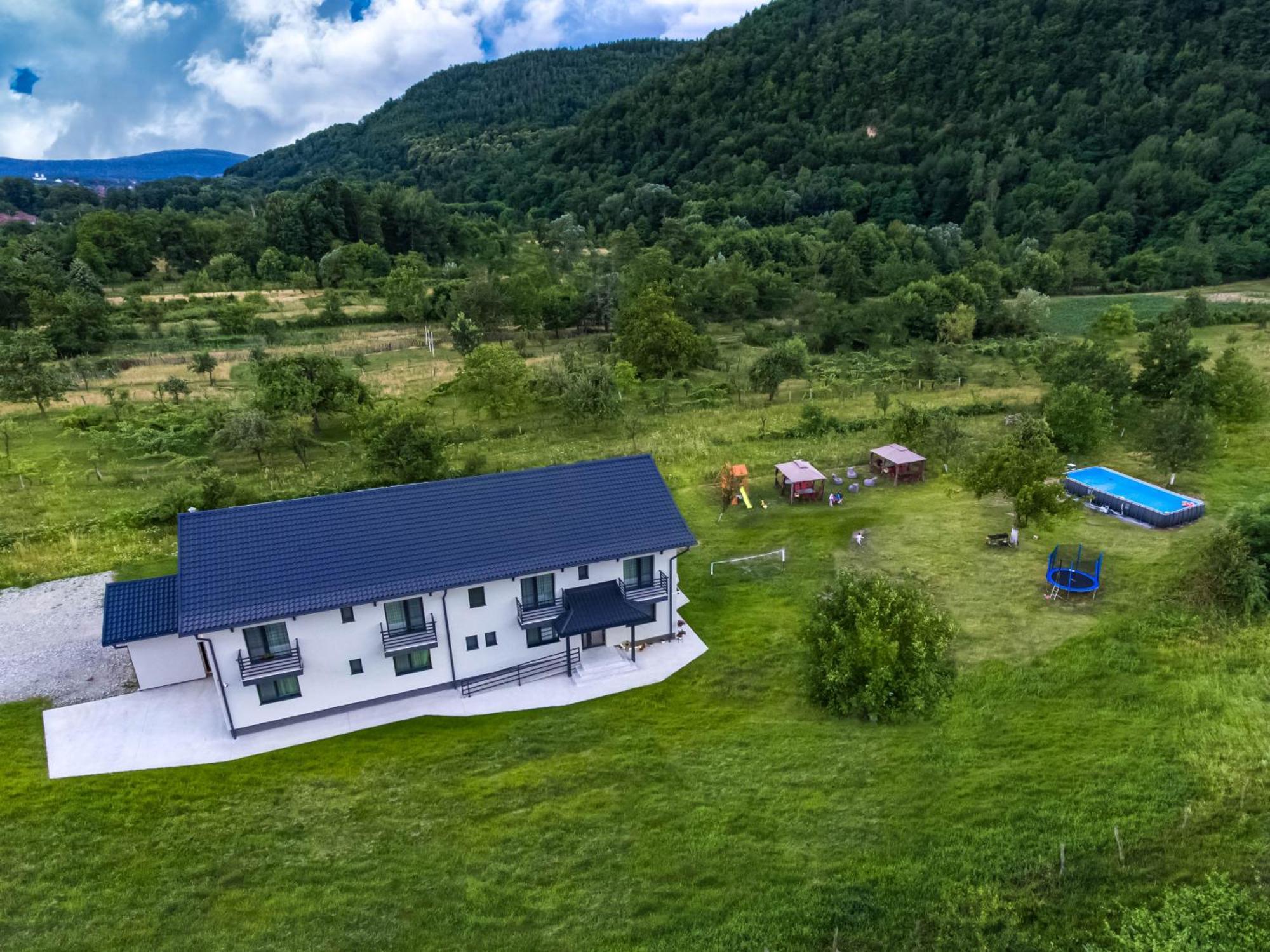 Transalpina Retreat Hotel Novaci-Străini Exterior foto